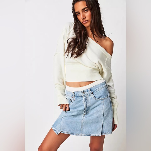 Agolde Dresses & Skirts - Agolde Slice Mini Skirt, size 26